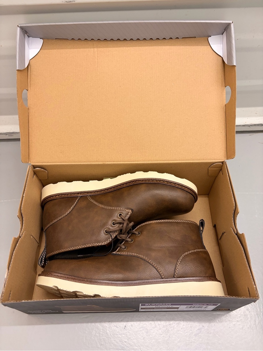 Buffalo David Bitton Metcalf Men's Faux Leather Memory Foam Chukka Boots Size 10 - Picture 3 of 4